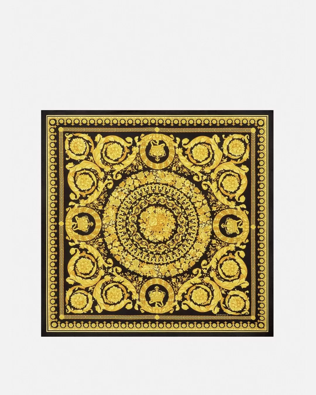 Barocco Large Silk Foulard*Versace Fashion