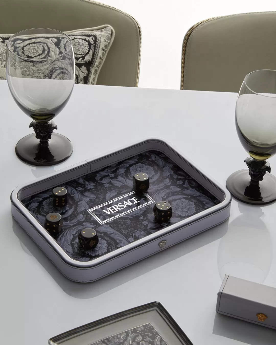 Barocco Leather Tray*Versace Flash Sale