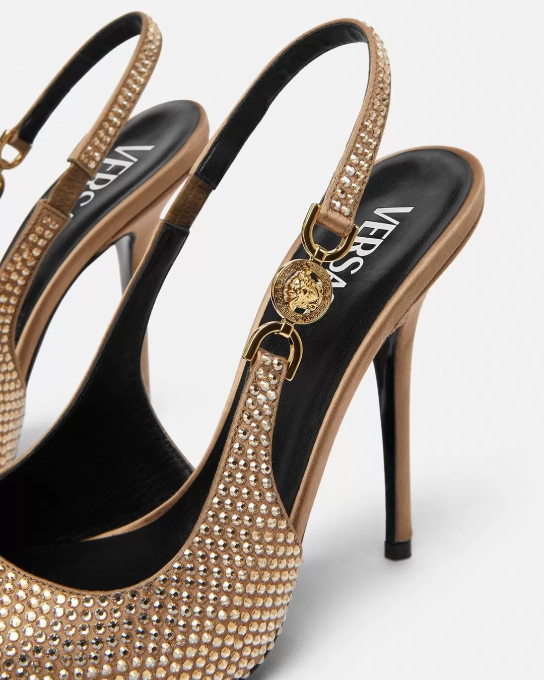 Crystal Medusa '95 Slingback Pumps*Versace Flash Sale