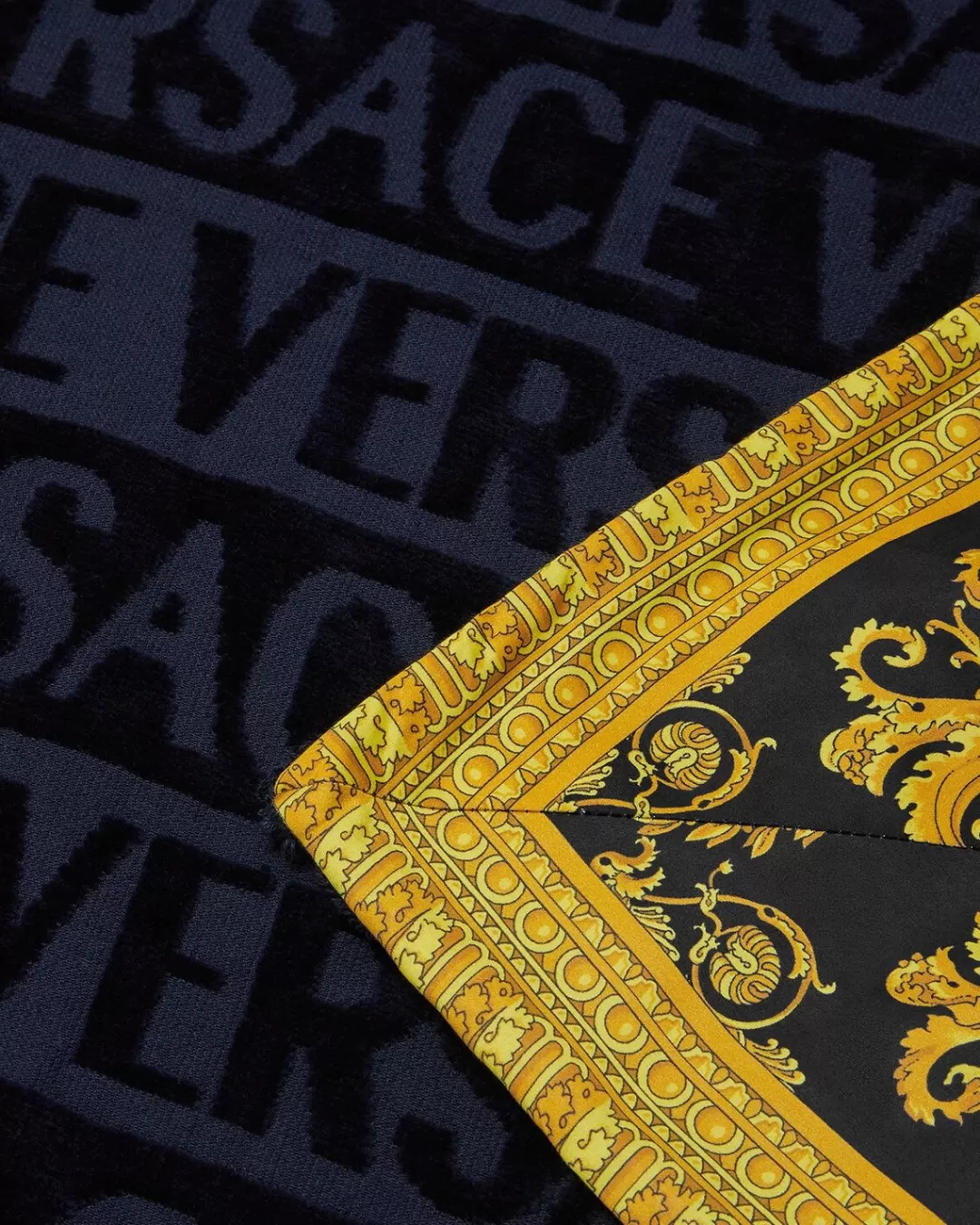 I Baroque Beach Towel*Versace Best