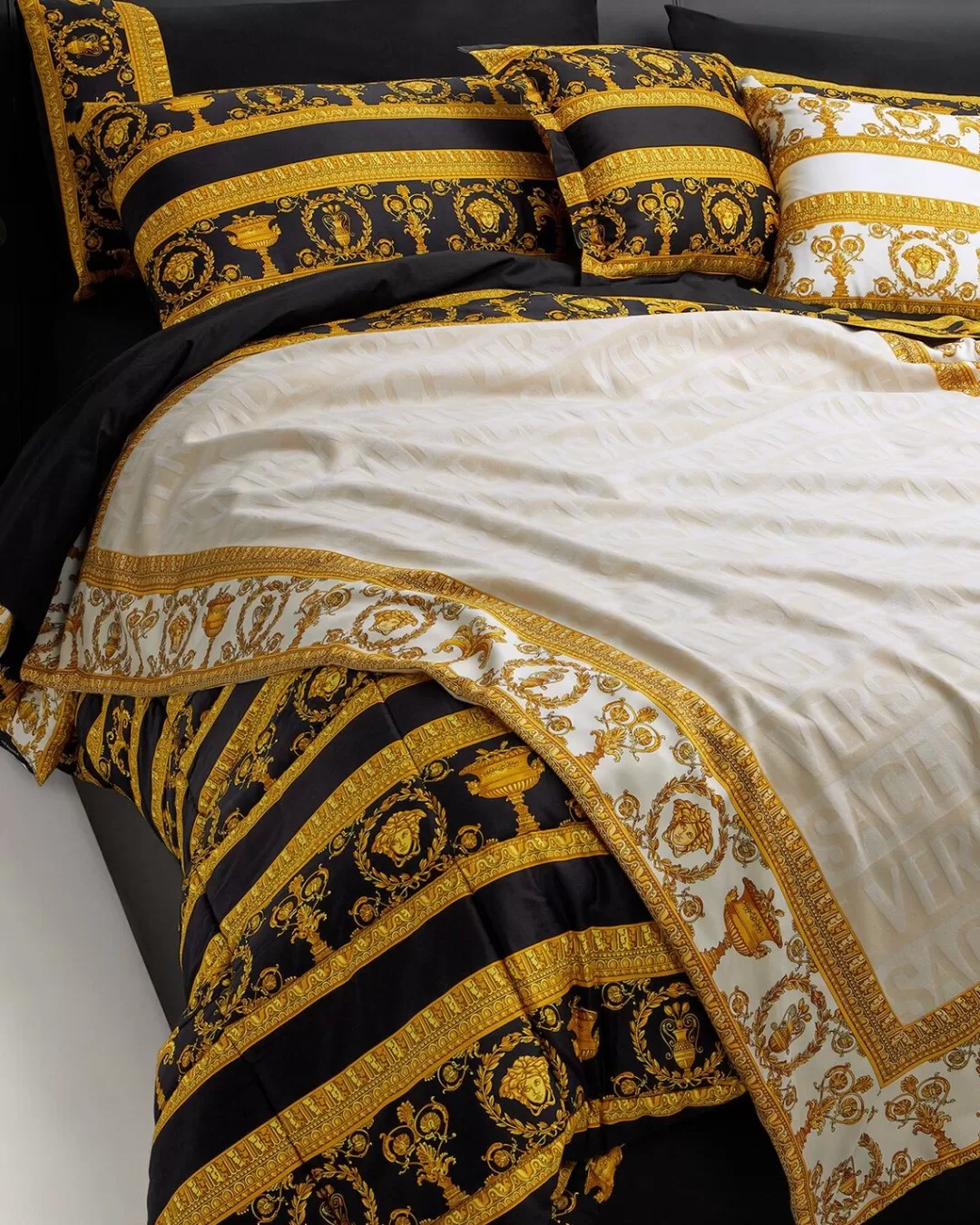 I Baroque Double-Face Blanket*Versace Hot