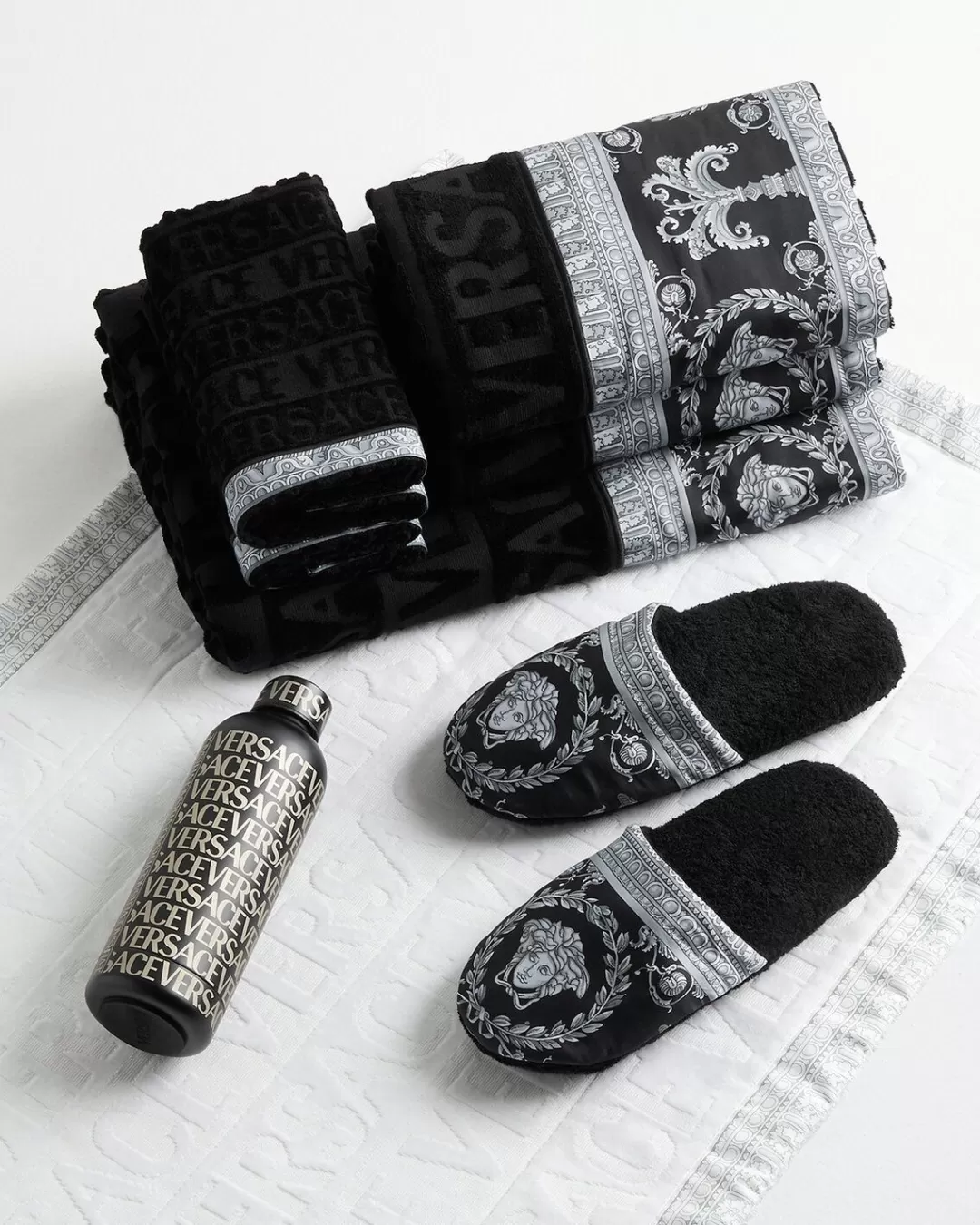 I Baroque Small Towel*Versace Store