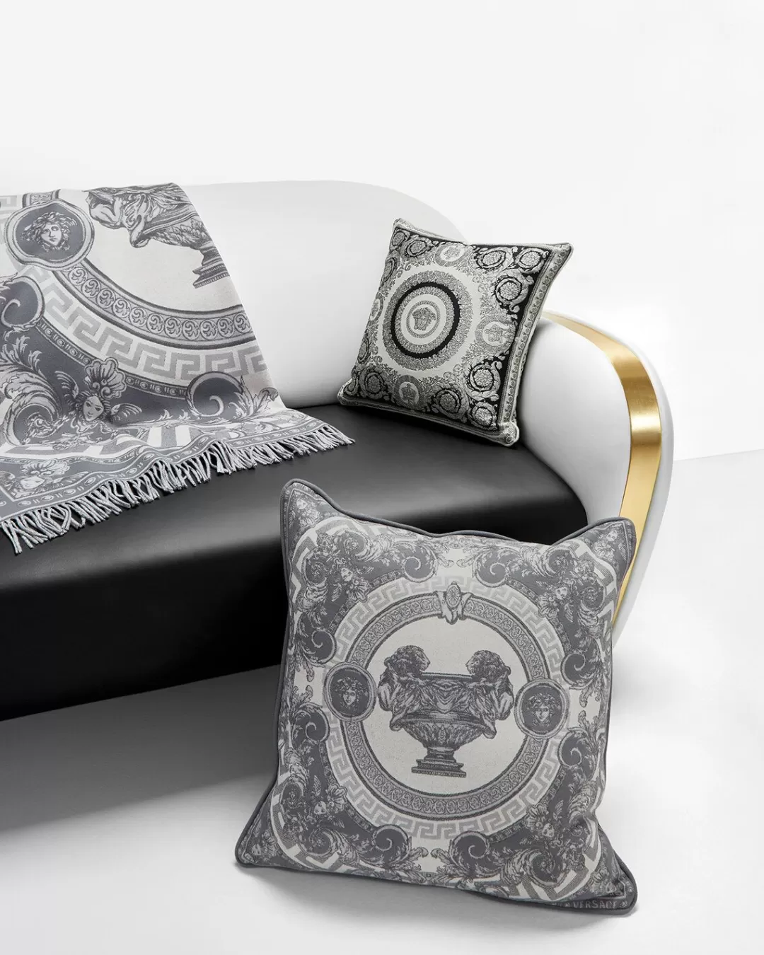 La Coupe Des Dieux Cushion 60 Cm*Versace Discount