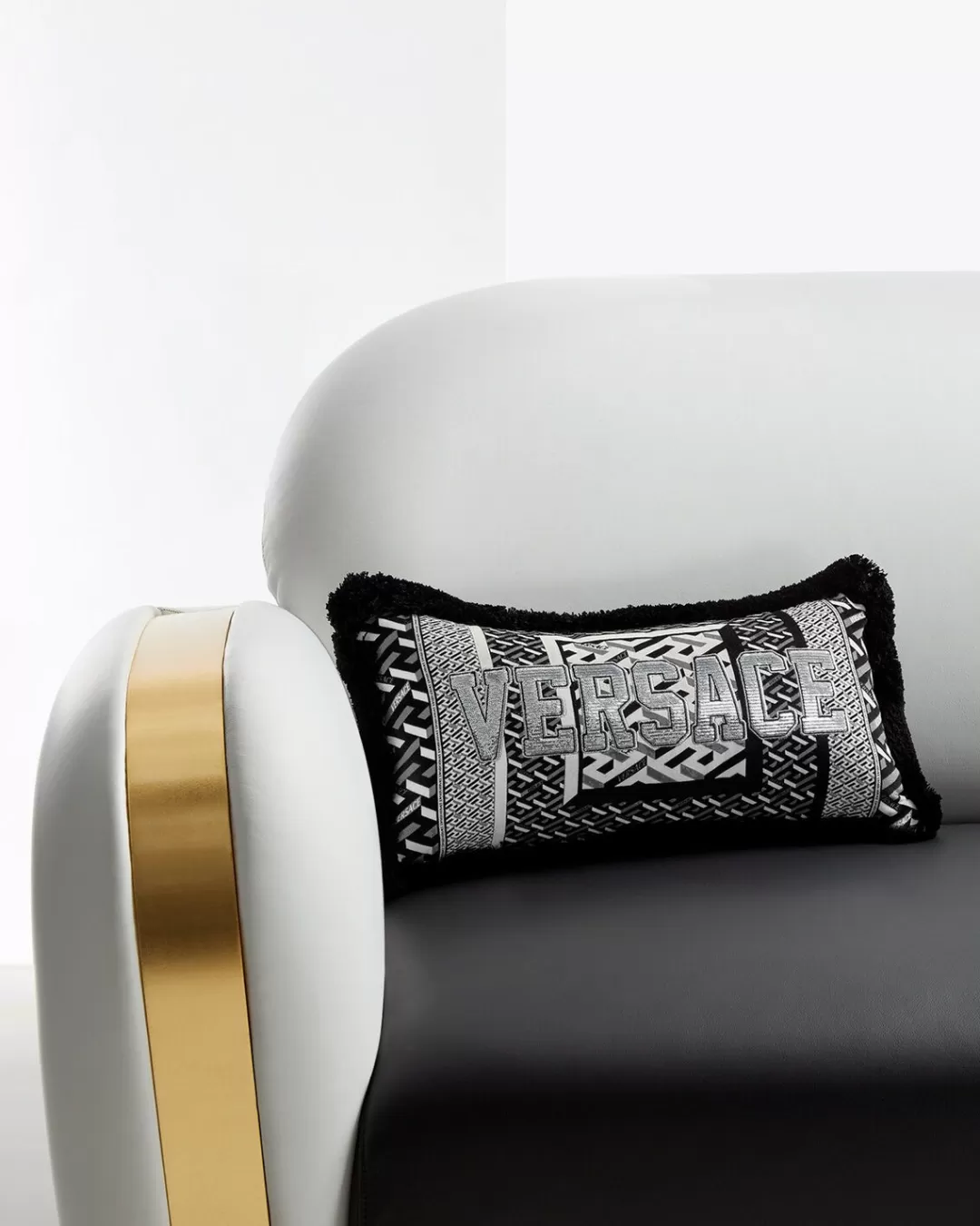 La Greca Cushion*Versace Flash Sale