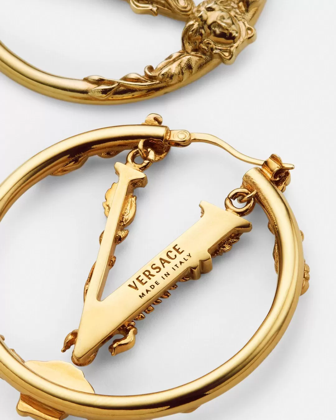 Virtus Hoop Earrings*Versace Best